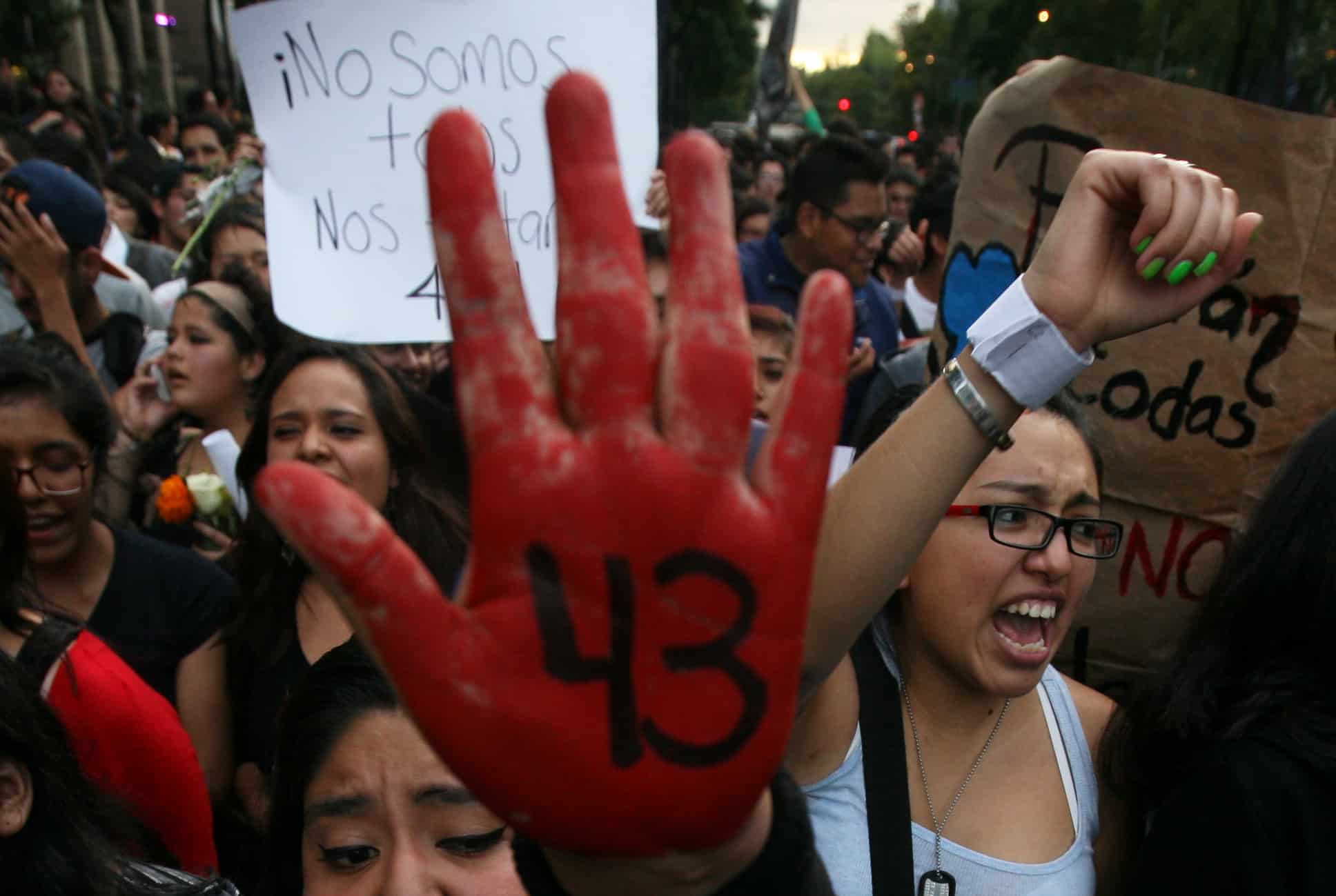 43 DE AYOTZINAPA